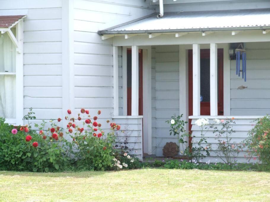 Riverlea Cottage - Cosy, Comfy, Quiet, Central Taumarunui Buitenkant foto