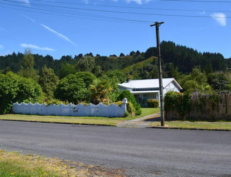 Riverlea Cottage - Cosy, Comfy, Quiet, Central Taumarunui Buitenkant foto